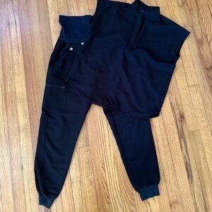 Figs maternity set in black, XS/XXS